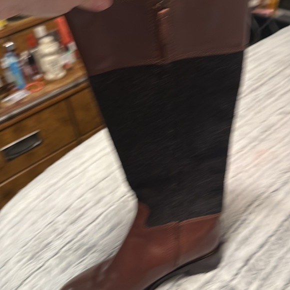 Tory Burch women’s vintage riding Leather and Fabric Boots - Picture 4 of 9